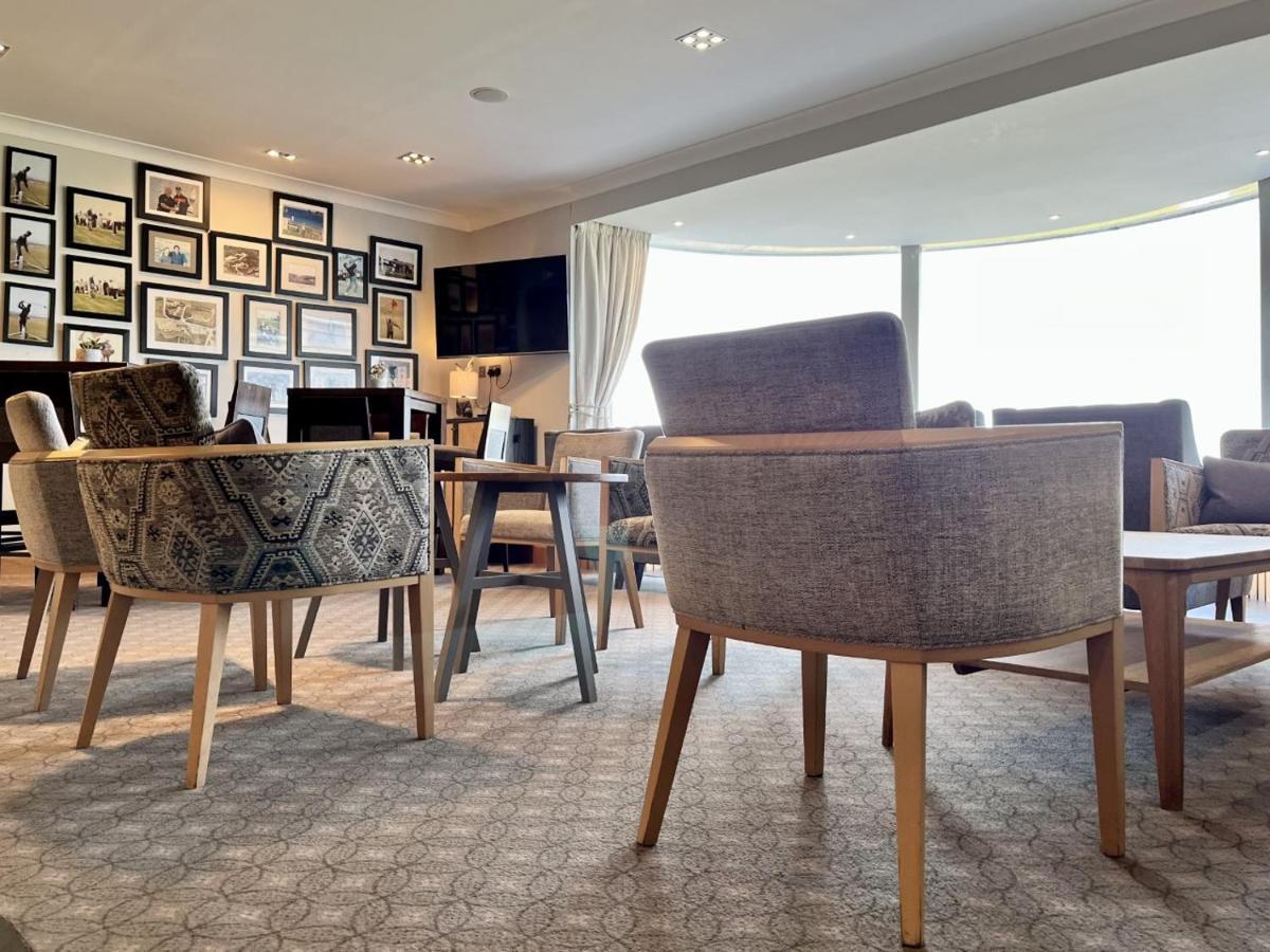 Hotel Trevose Golf And Country Club Padstow Exterior foto